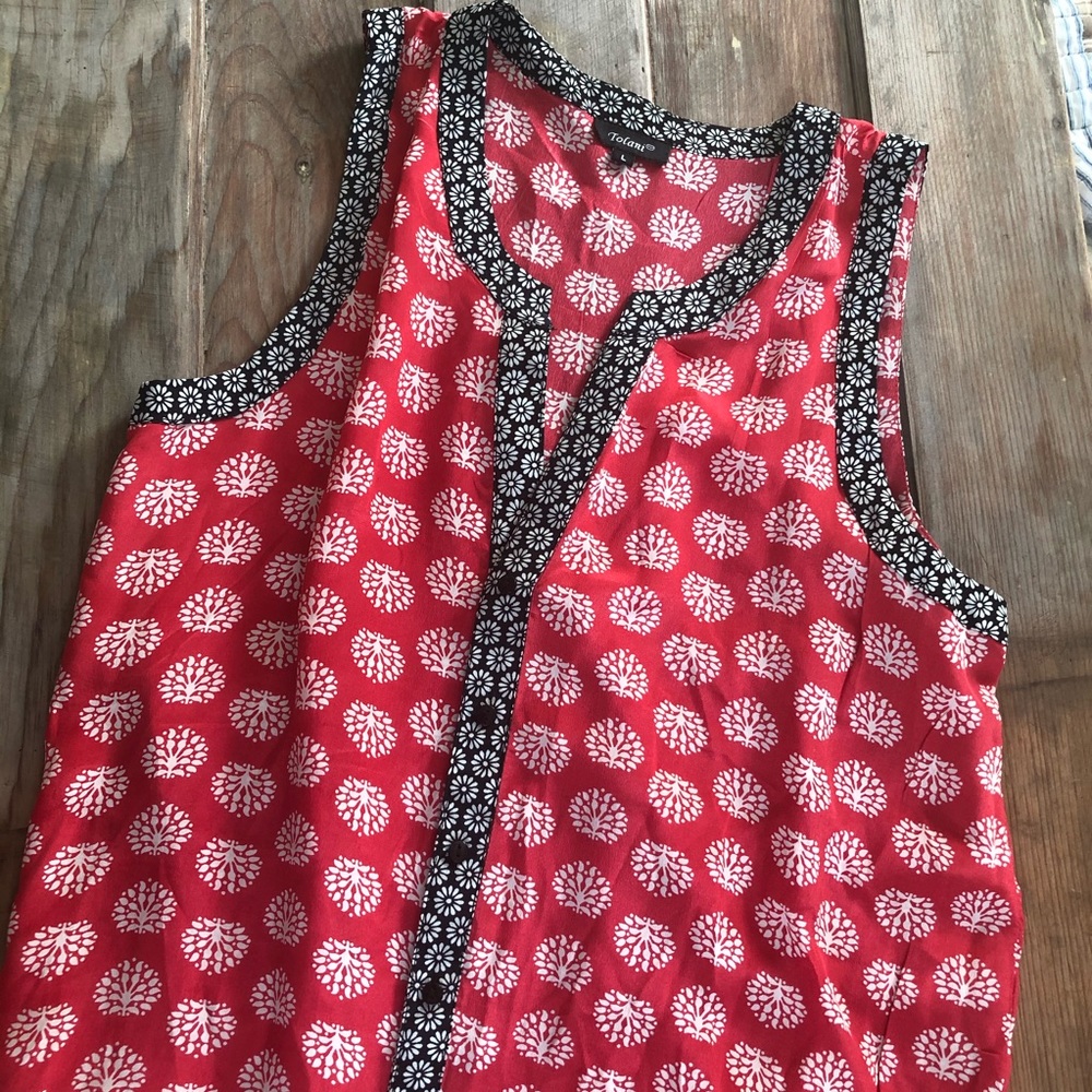 Tolani silk blouse red floral size large